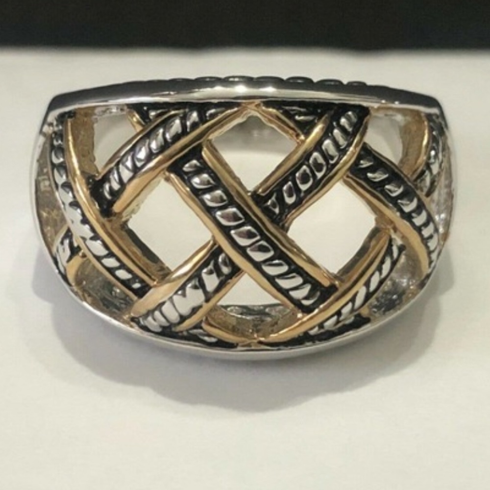 Premier Designs Criss Cross Twist Rope Ring Stunning Size 6 NWT in Original Box